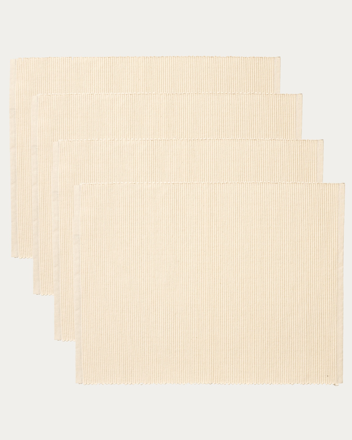 Product image creamy beige UNI placemat made of soft cotton in ribbed quality from LINUM DESIGN. Size 35x46 cm and sold in 4-pack.