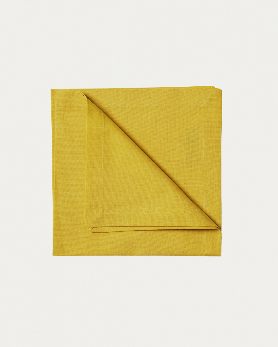 Product image mustard yellow ROBERT napkin made of soft cotton from LINUM DESIGN. Size 45x45 cm and sold in 4-pack.