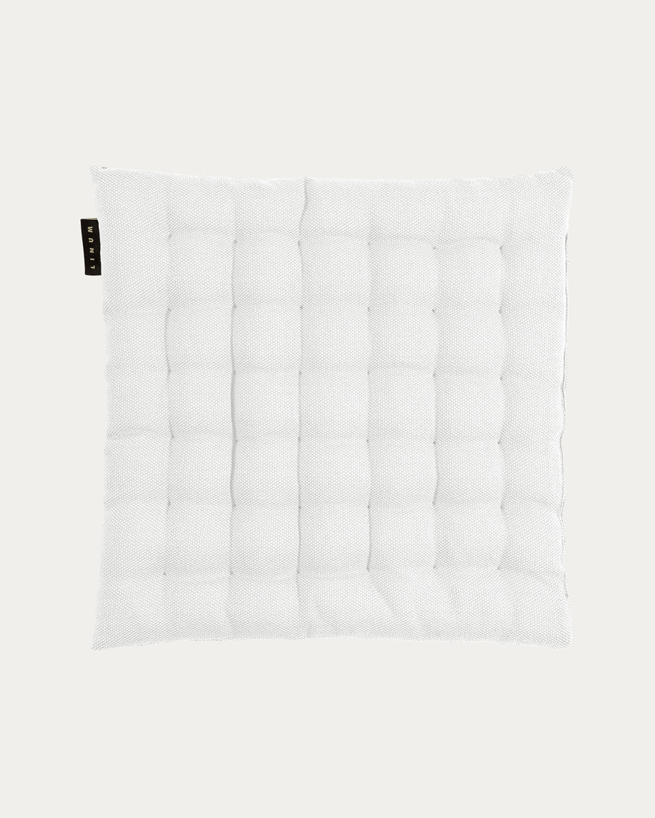 Product image white PEPPER seat cushion made of soft cotton with recycled polyester filling from LINUM DESIGN. Size 40x40 cm.