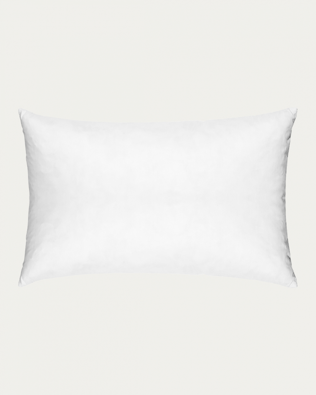 Product image white SYNTHETIC cushion insert made of cotton with polyester filling from LINUM DESIGN. Size 40x60 cm.