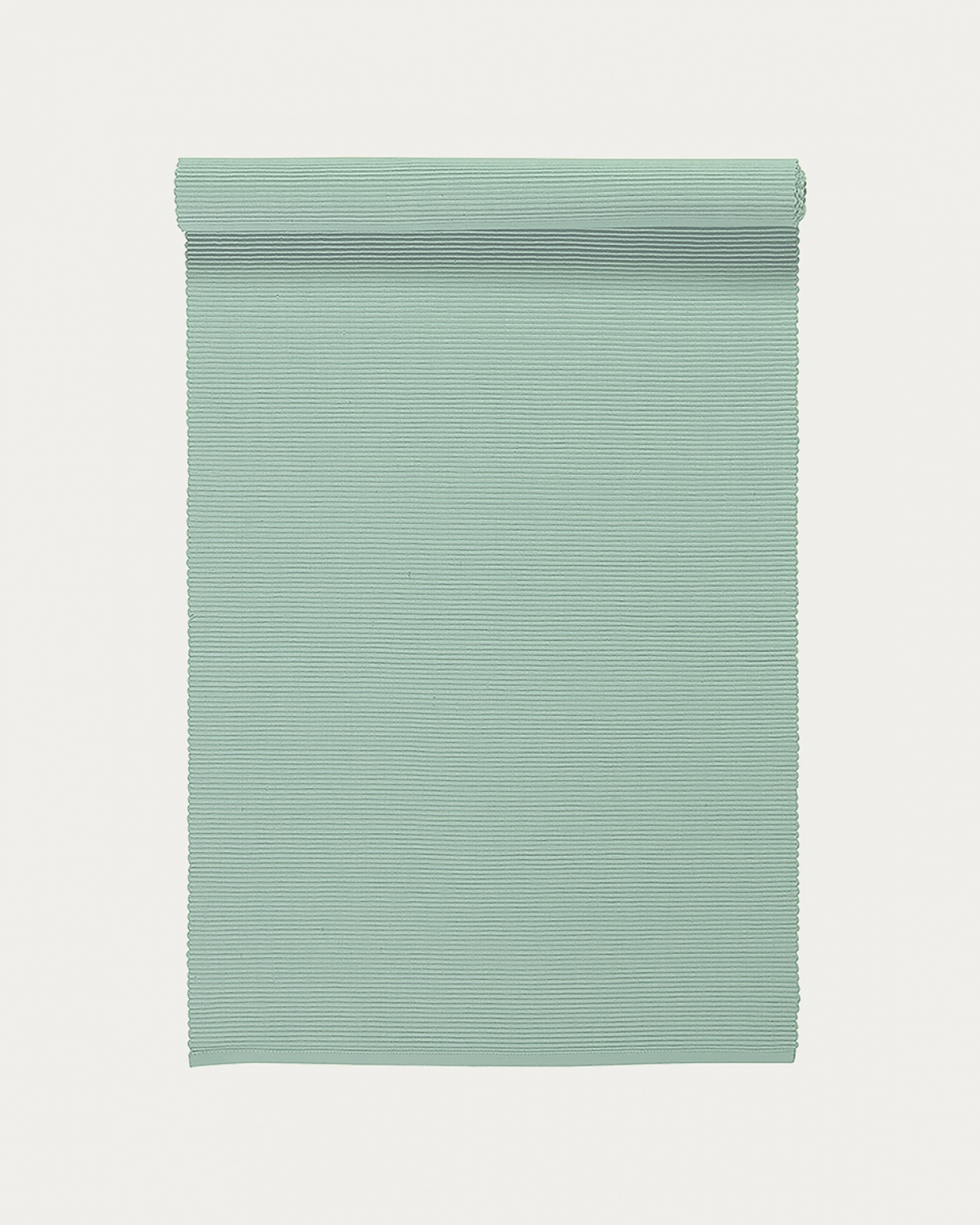 Image du produit chemin de table UNI vert clair glacé en coton doux de qualité côtelée de LINUM DESIGN. Taille 45 x 150 cm.