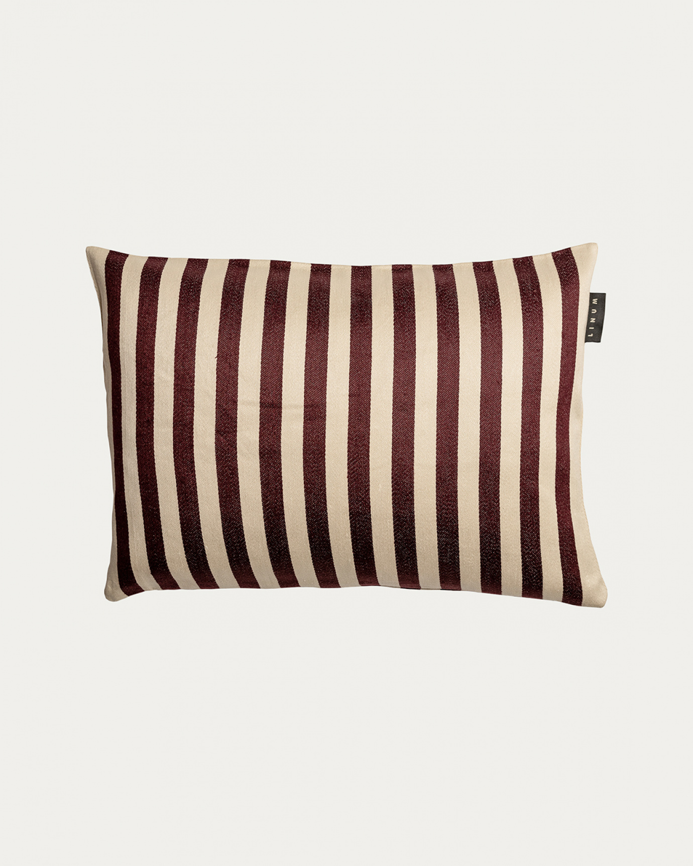 Product image dark burgundy red AMALFI cushion cover with wide stripes made of 77% linen and 23% cotton from LINUM DESIGN. Size 35x50 cm.