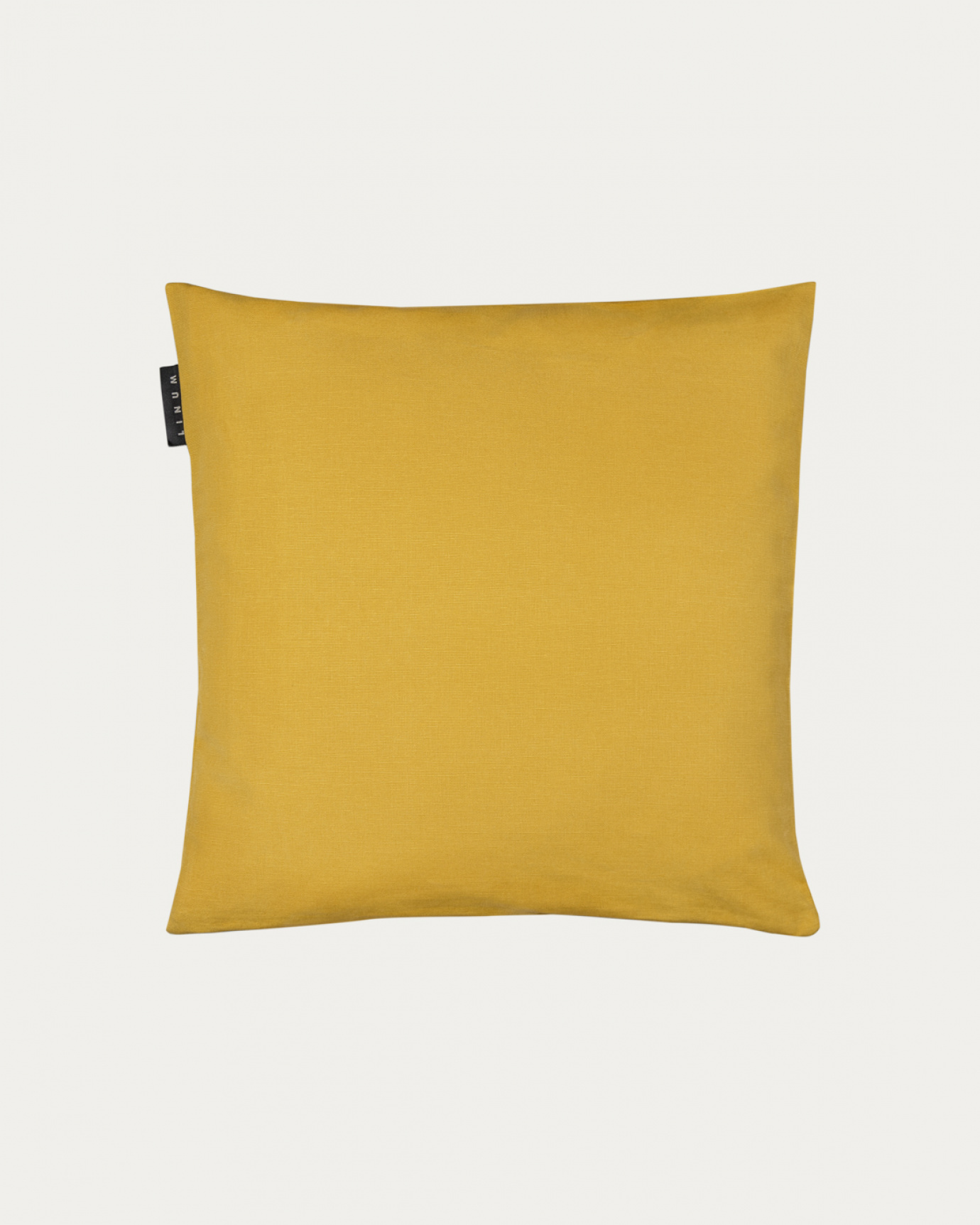 ANNABELL Cushion cover 40x40 cm Mustard yellow in the group ASSORTMENT / STANDARD / Cushion covers at LINUM DESIGN (23ANN04000E97)